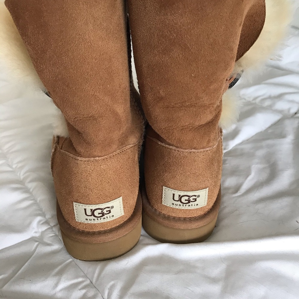 Ugg boots - Picture 7 of 7